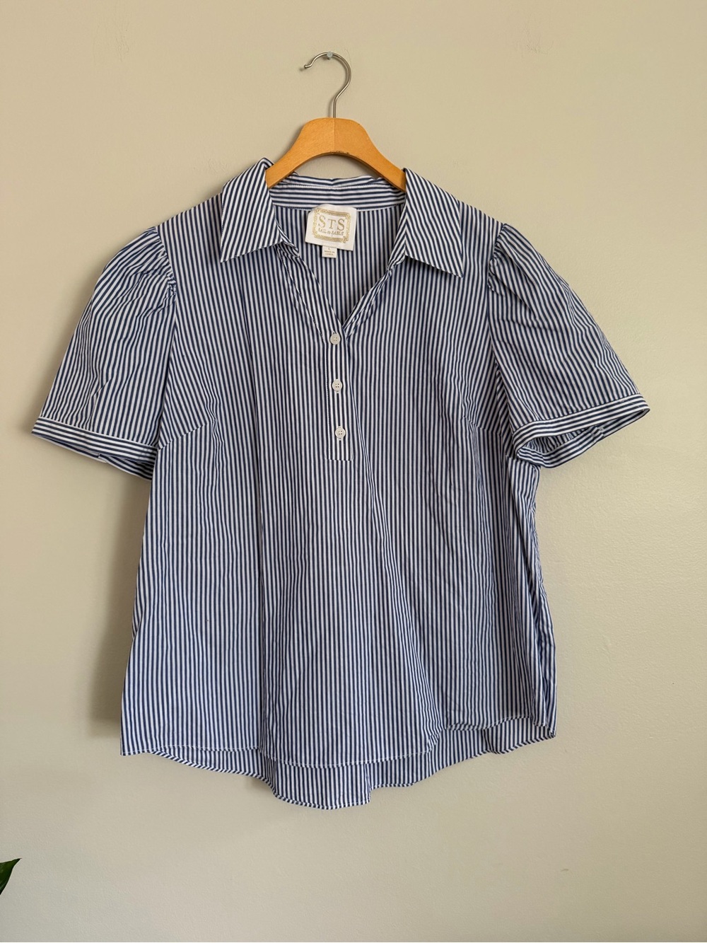 STS Sail to Sable Top Womens Large L Blue White Striped Cotton Puff Sleeve Plack